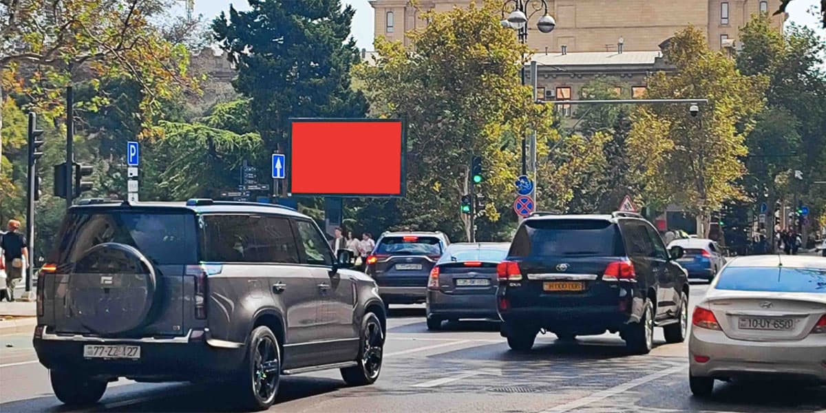 SL 017, Bülbül pr. - Xəqani küç.