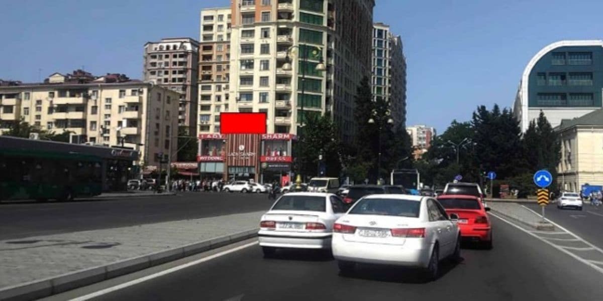LD 120, Təbriz küç. ilə A.Nemətilla küç.