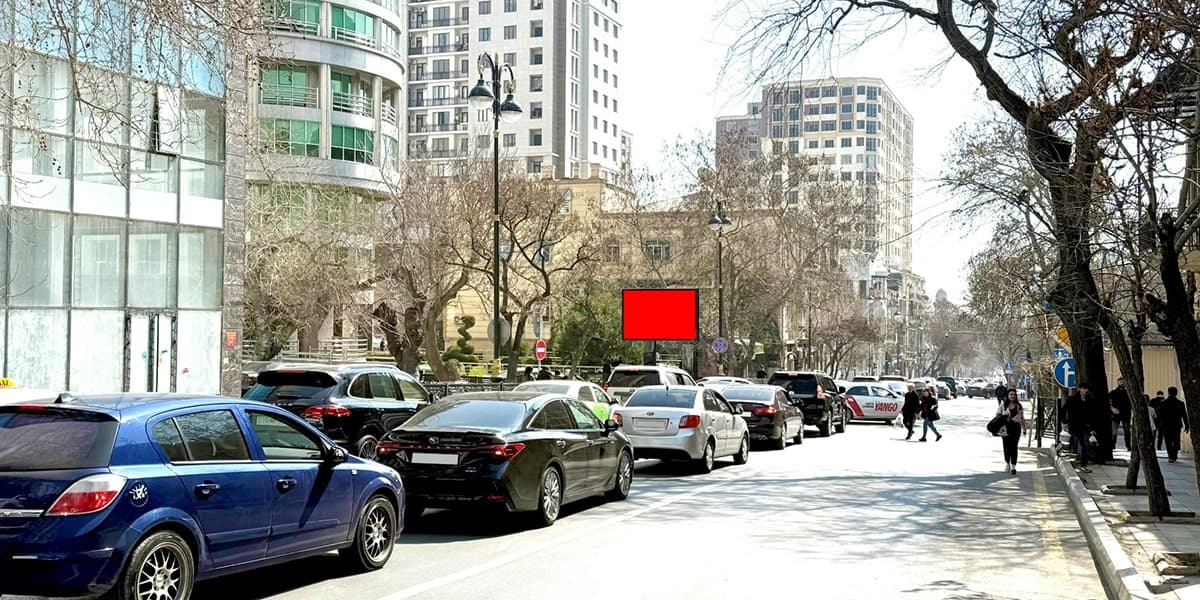 LD 086, Azadlıq pr. 28 may metro st. 2-ci çıxışı