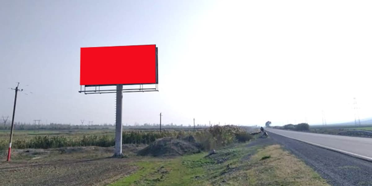 MB 003, Göyçay - Ağsu yolu. Qarayazı kəndi