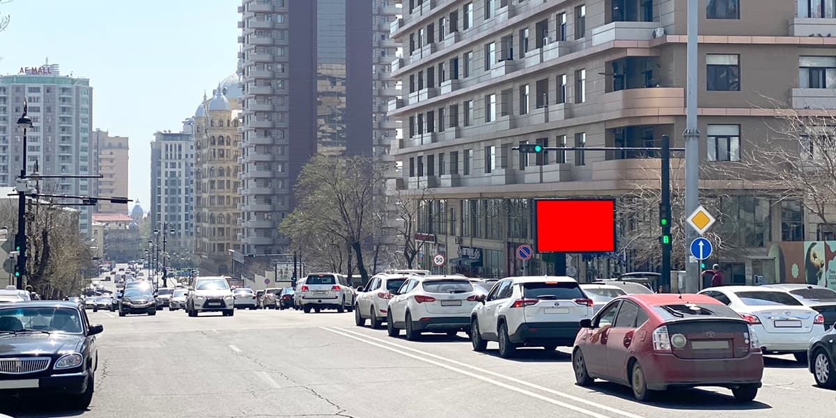 LD 105, S.Vurğun küç. Təzə Bazarın yanı
